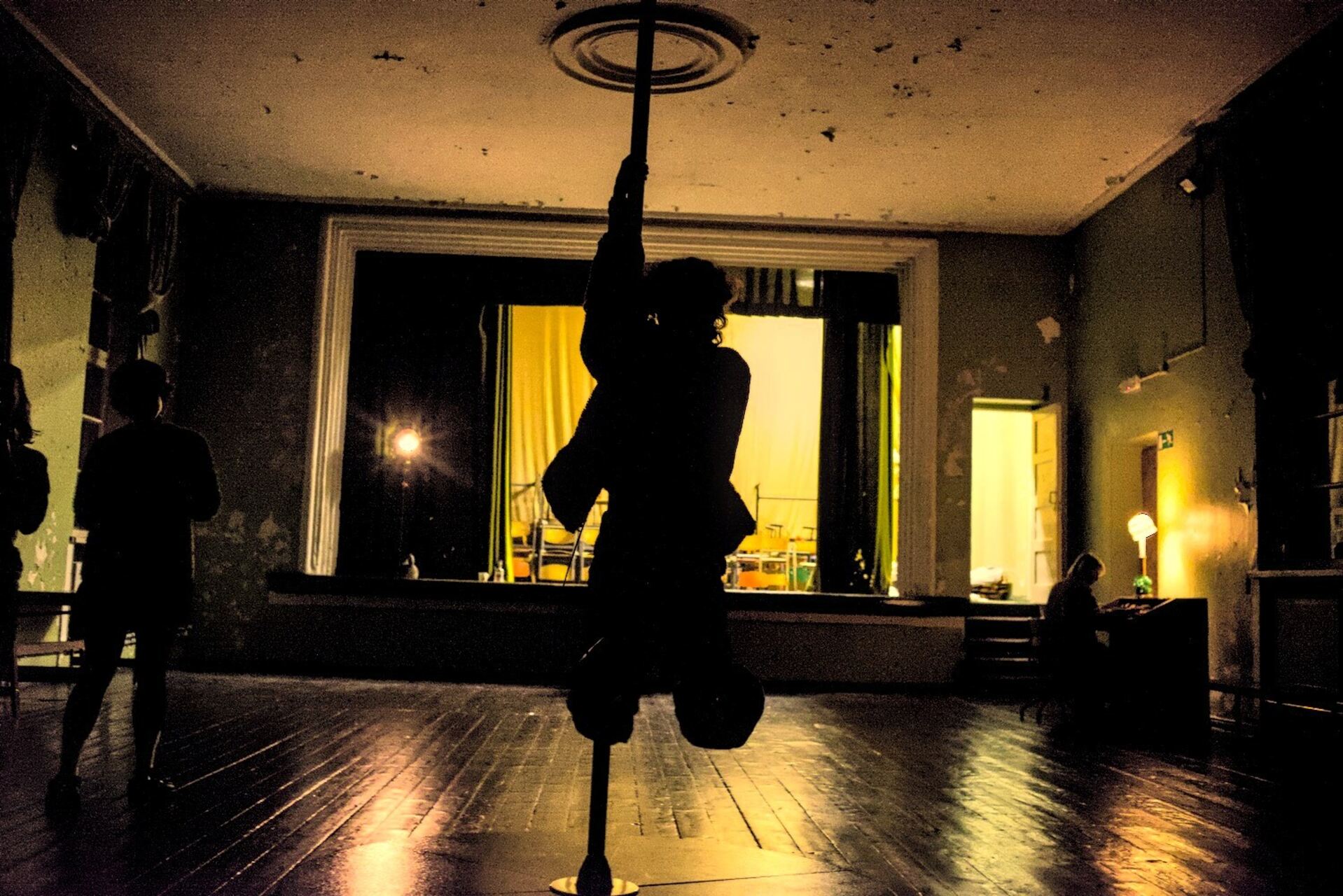 Dances in the concert hall of the former school